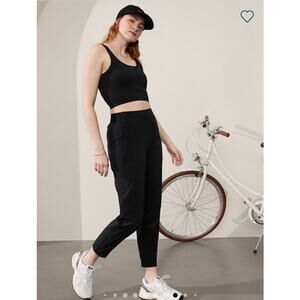 Athleta Brooklyn Heights High Rise Jogger- Size 6- Black